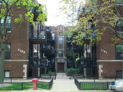 Property Photo:  1137 W Grace Street 3E  IL 60613 