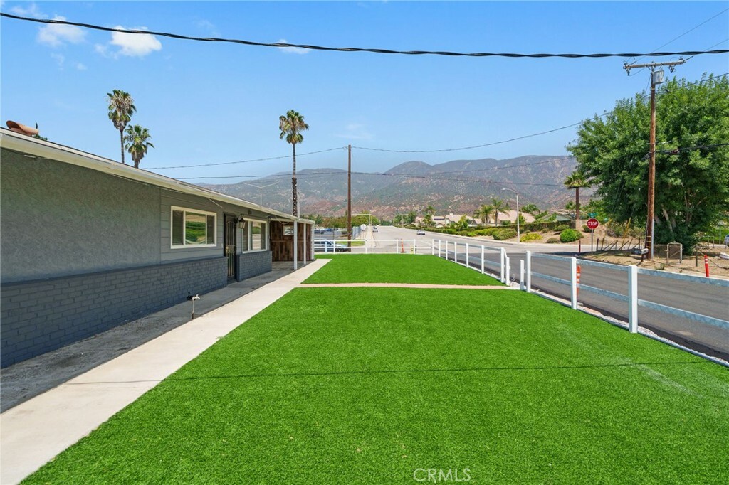 Property Photo:  1085 W Hill Drive  CA 92407 