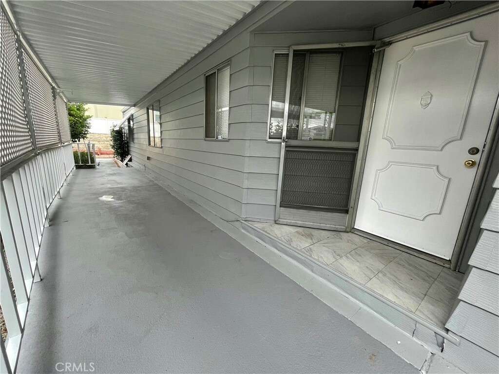 Property Photo:  626 N Dearborn Street 65  CA 92374 