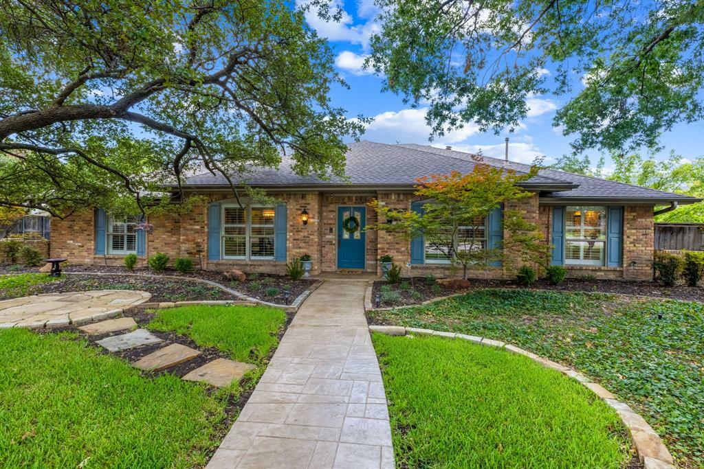 Property Photo:  2608 Parkhaven Court  TX 75075 