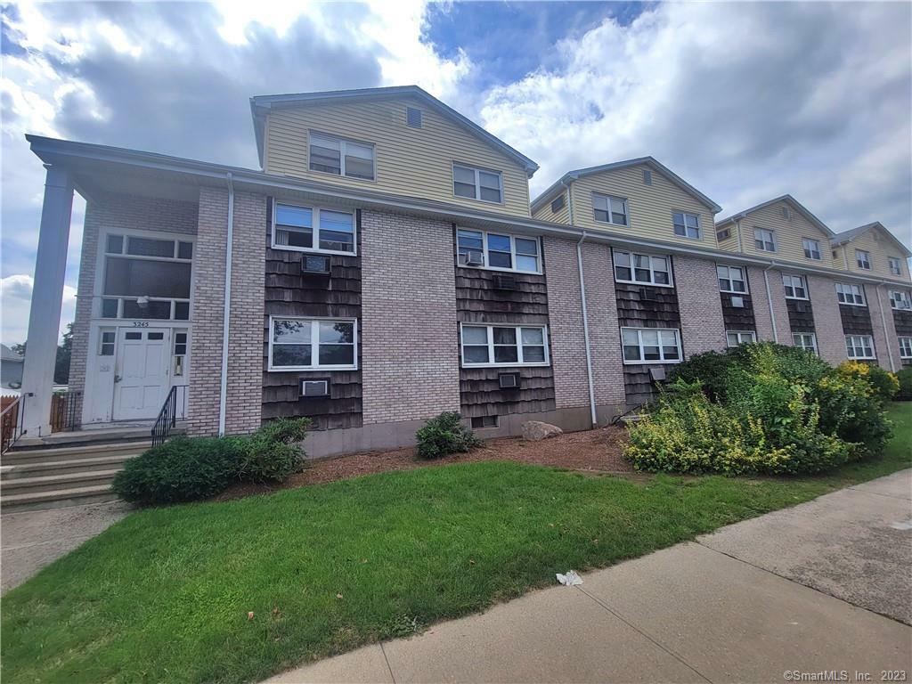 Property Photo: 3245 Main Street 107 CT 06606