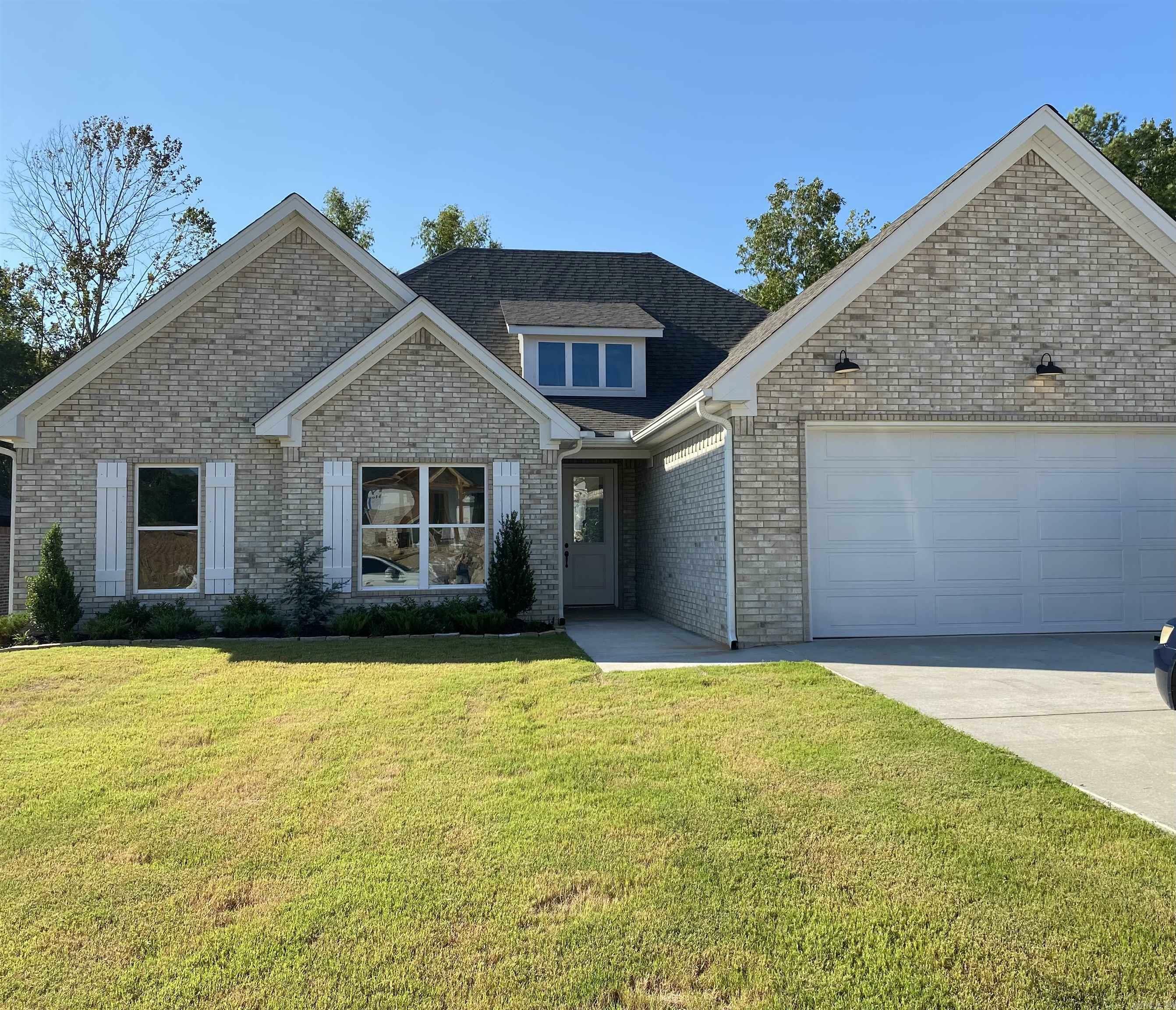 Property Photo:  122 Harmony Village Drive  AR 72015 