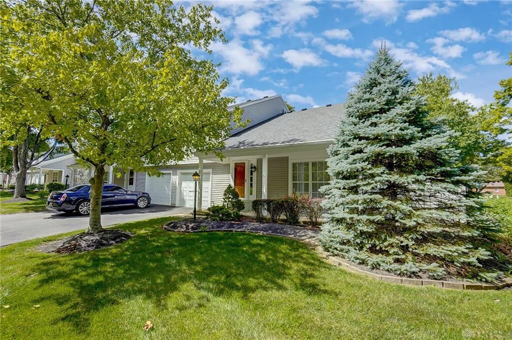 Property Photo:  8432 McEwen Road  OH 45458 