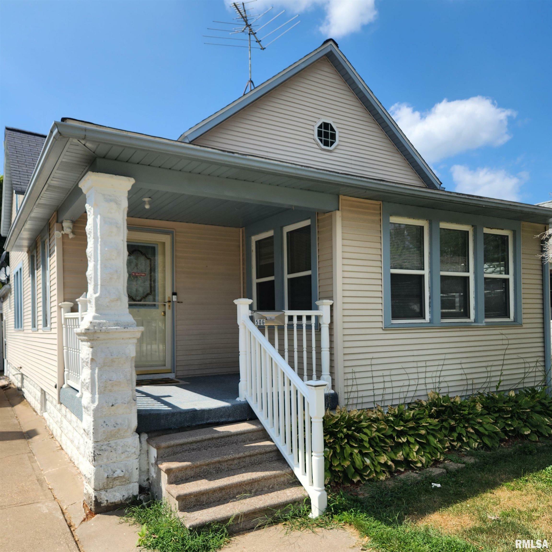 Property Photo:  506 N 4th Street  IA 52732 