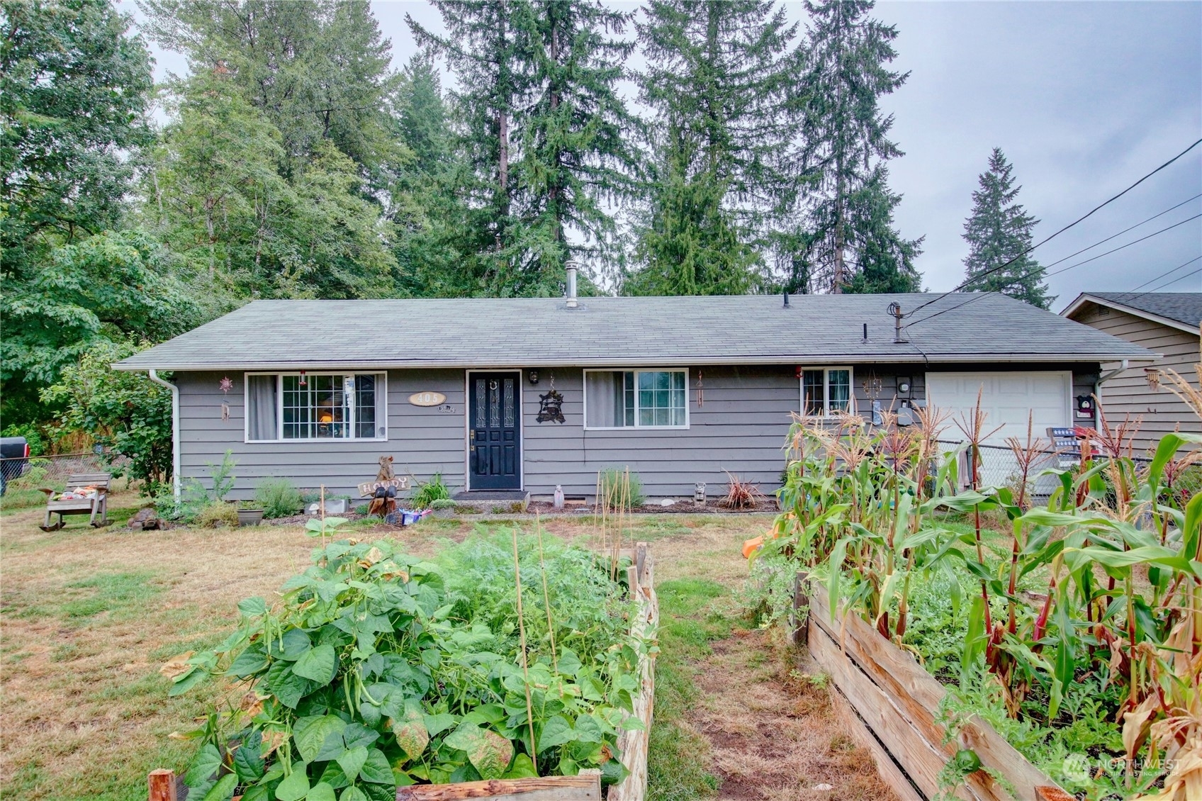 Property Photo: 405 Sauk Avenue WA 98241