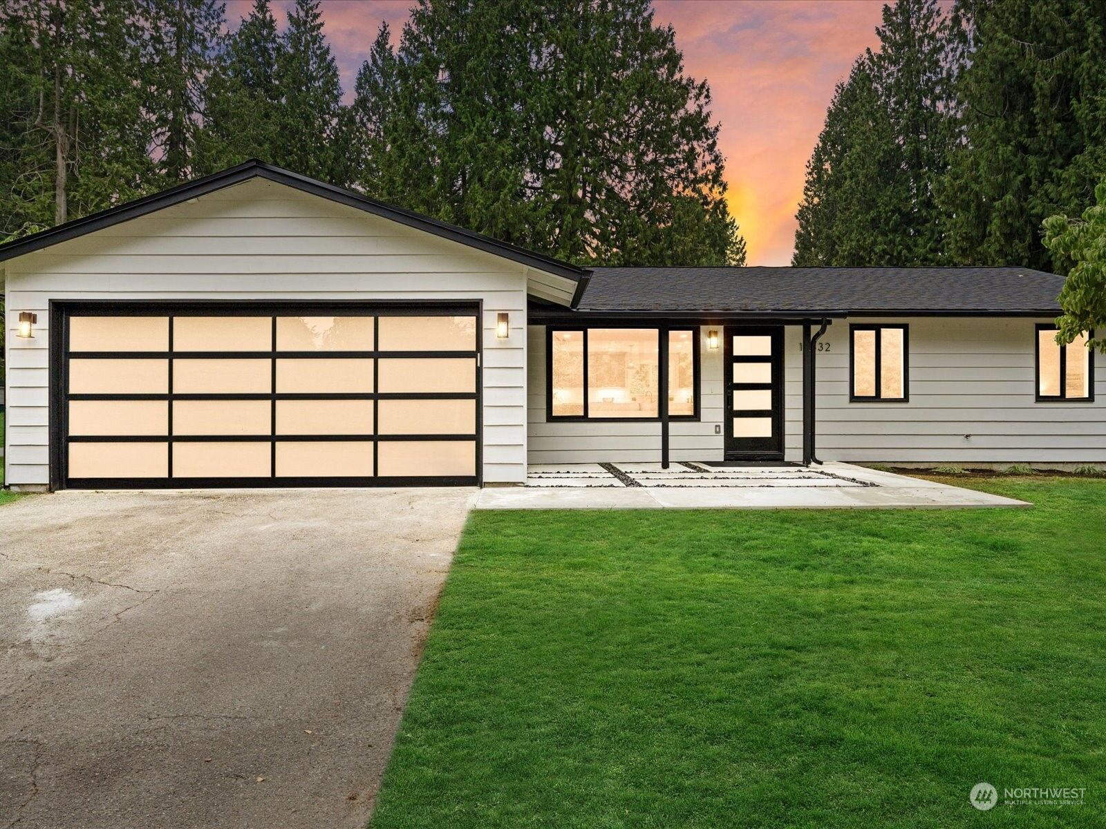 Property Photo: 10832 NE 134th Street WA 98034