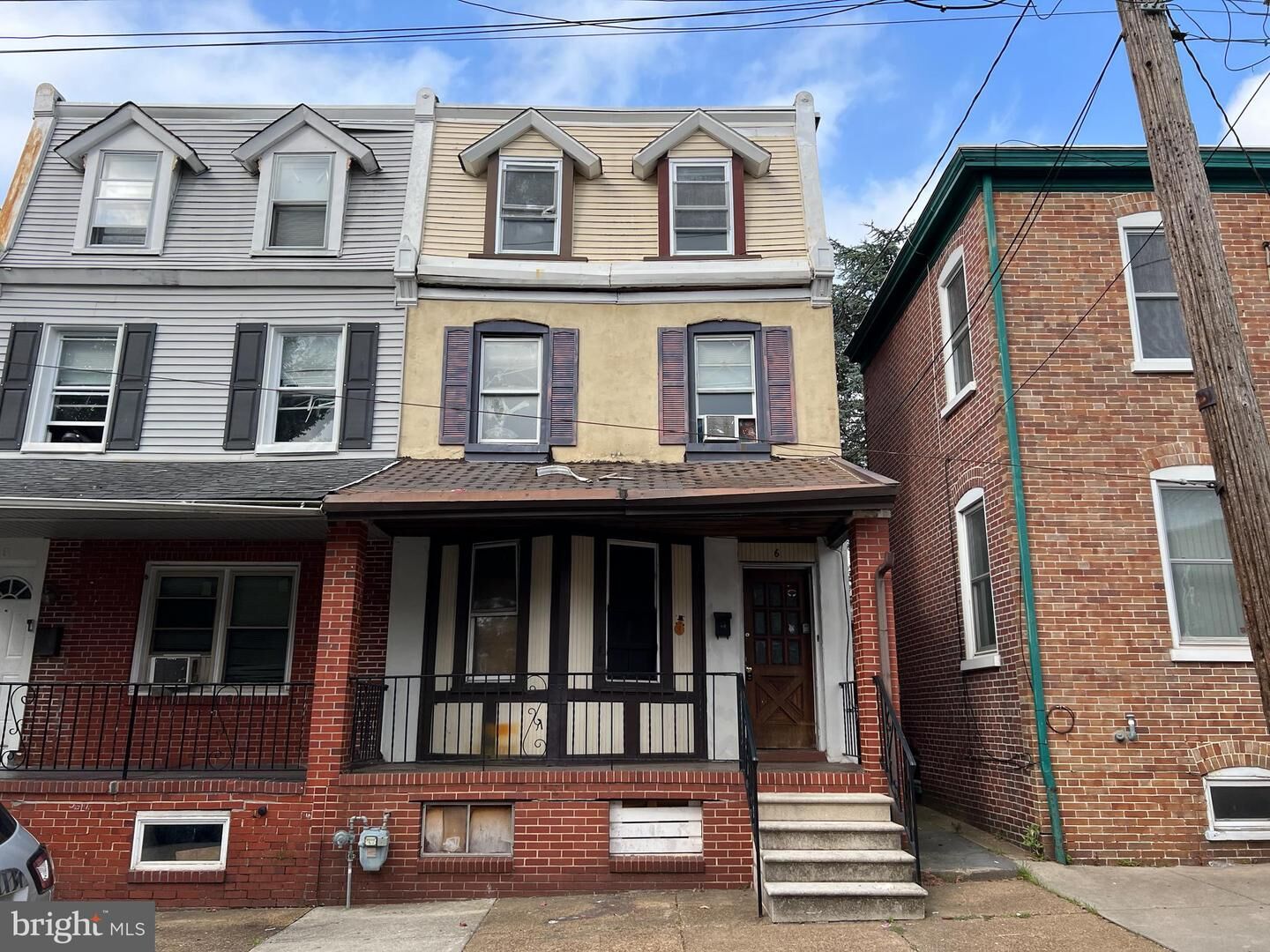 Property Photo:  6 6th Avenue  DE 19805 