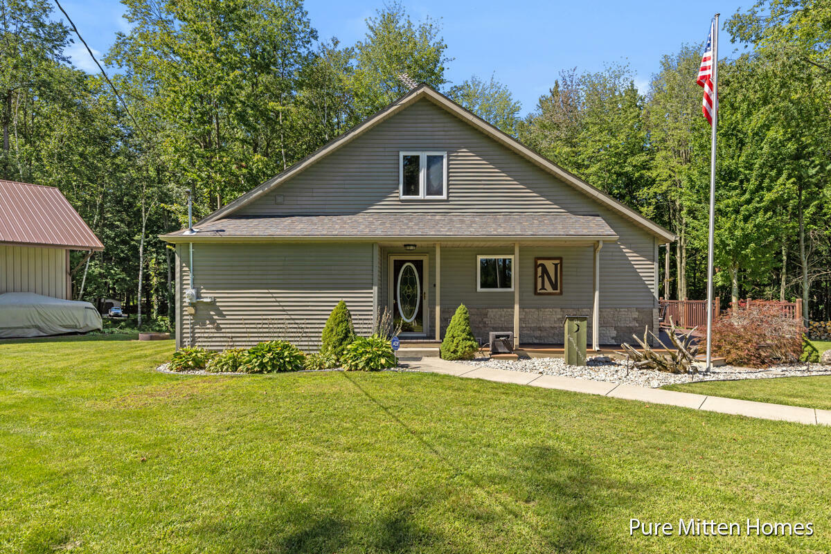 Property Photo:  270 W Briggs Road  MI 48888 