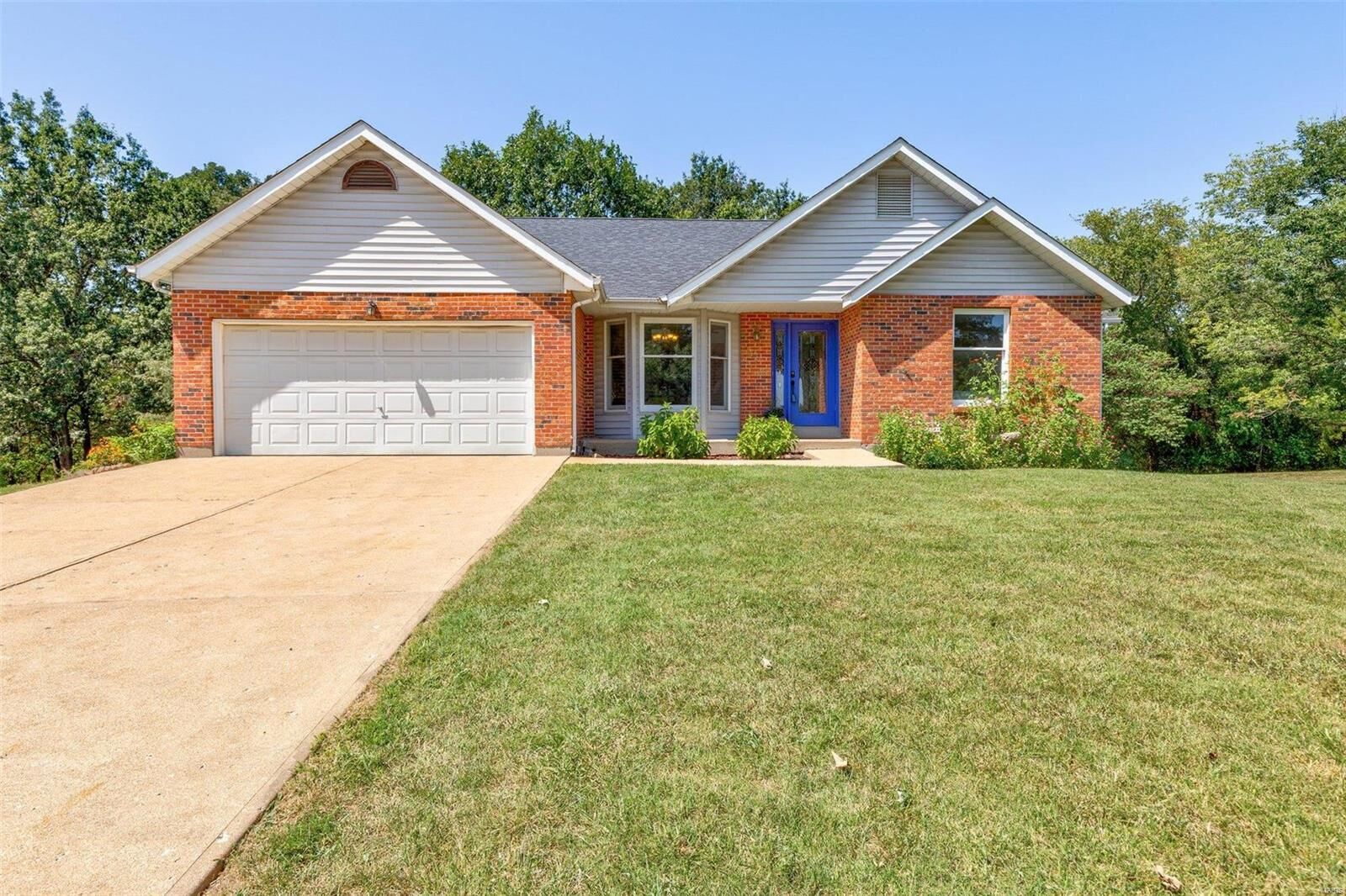 Property Photo:  222 Alexander Court  MO 63028 