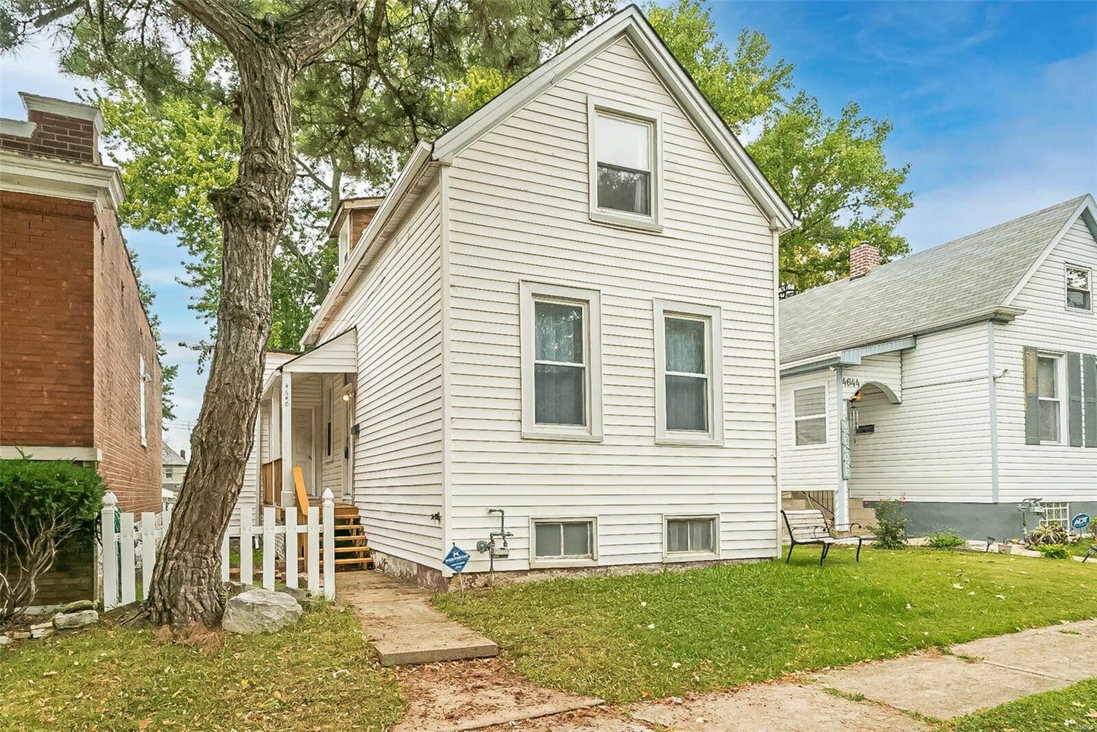 Property Photo: 4640 Cecil Place MO 63116