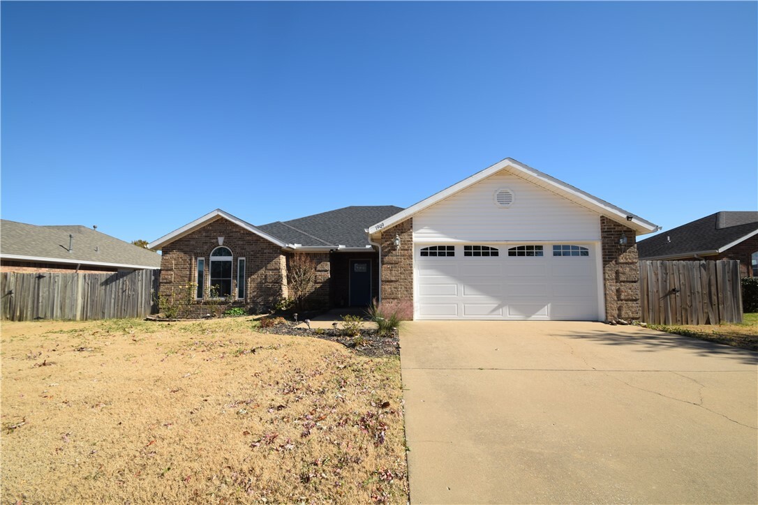Property Photo: 1909 SW Marquette Street AR 72713
