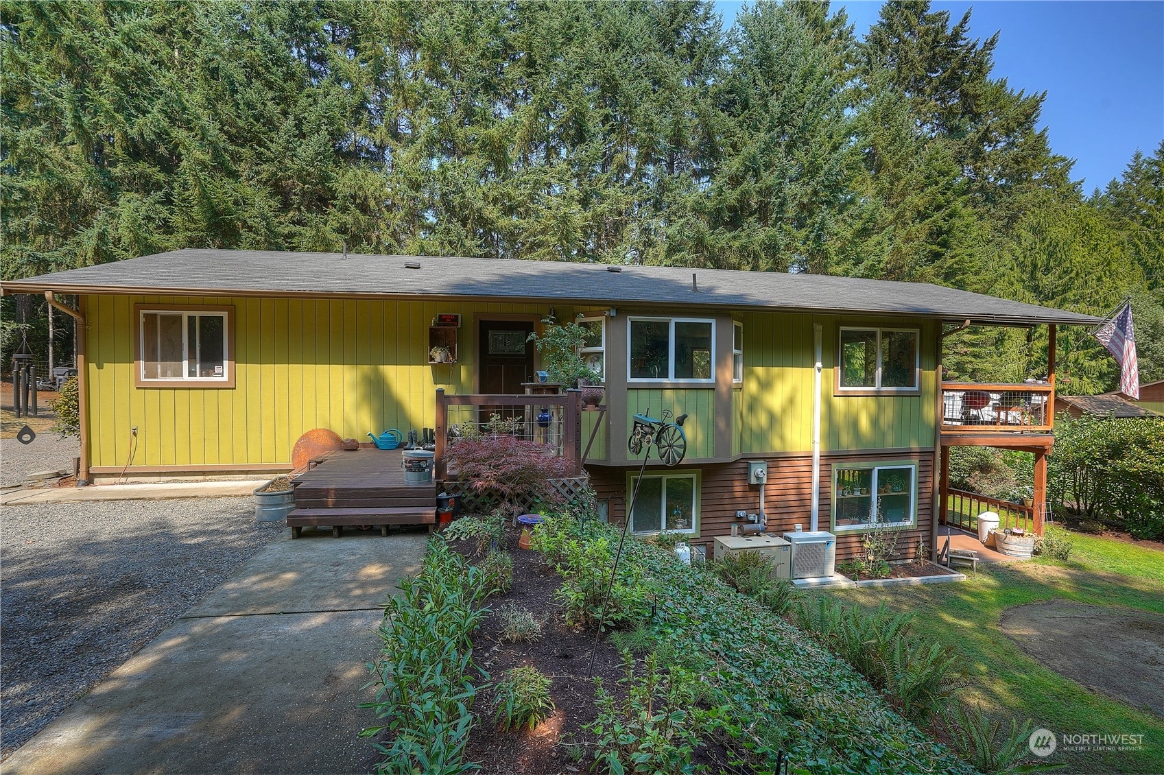 Property Photo:  773 Island Boulevard  WA 98333 