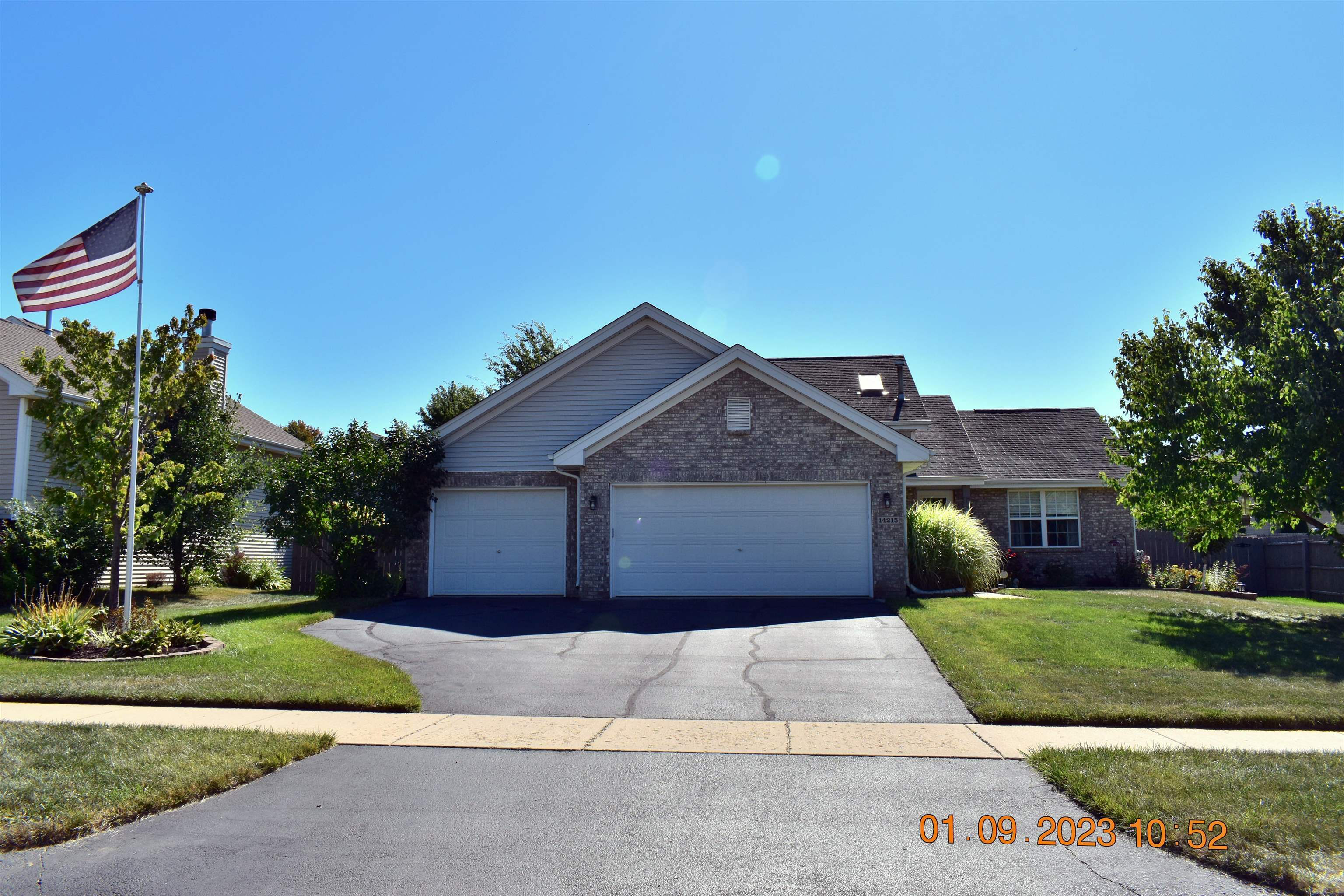 Property Photo:  14215 Prairie Commons Lane  IL 61080 