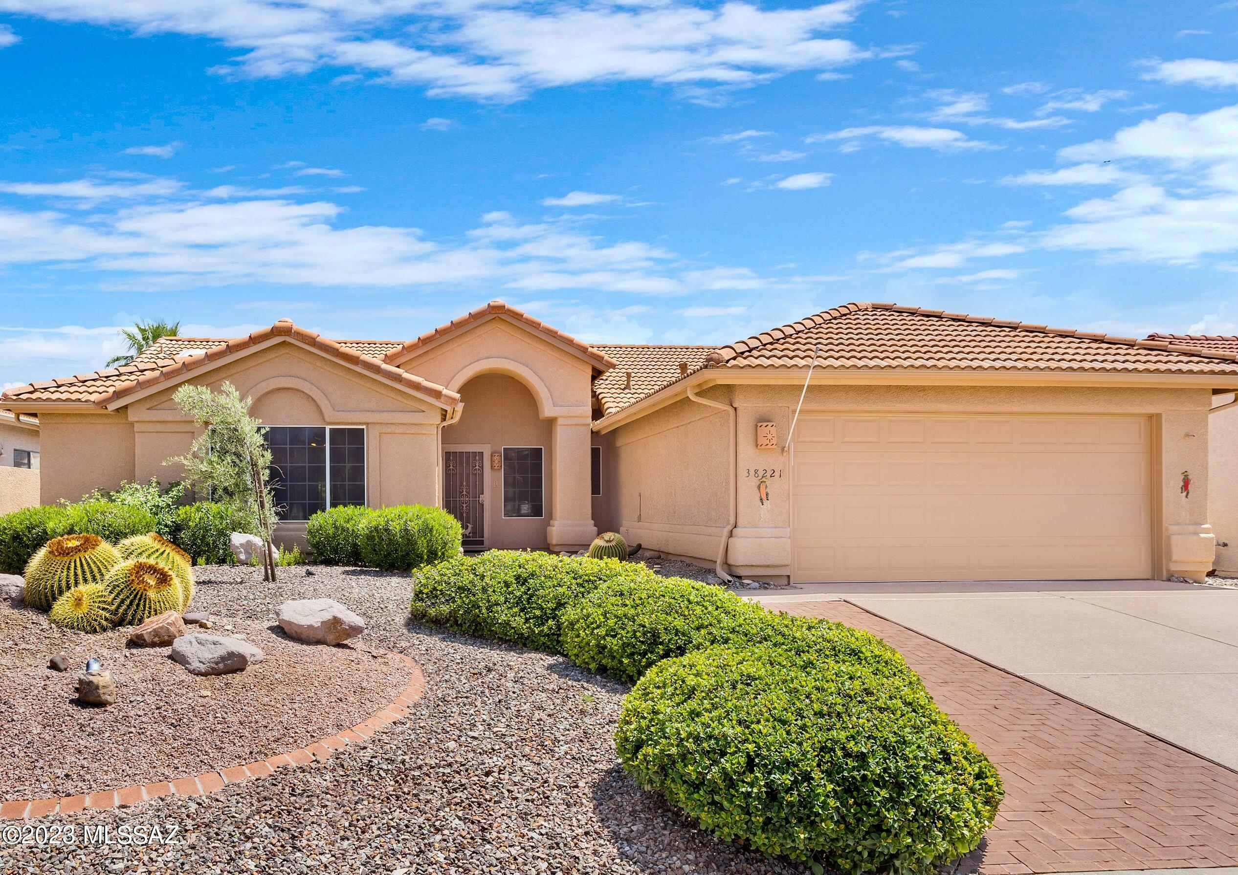 Property Photo:  38221 S Silverwood Drive  AZ 85739 