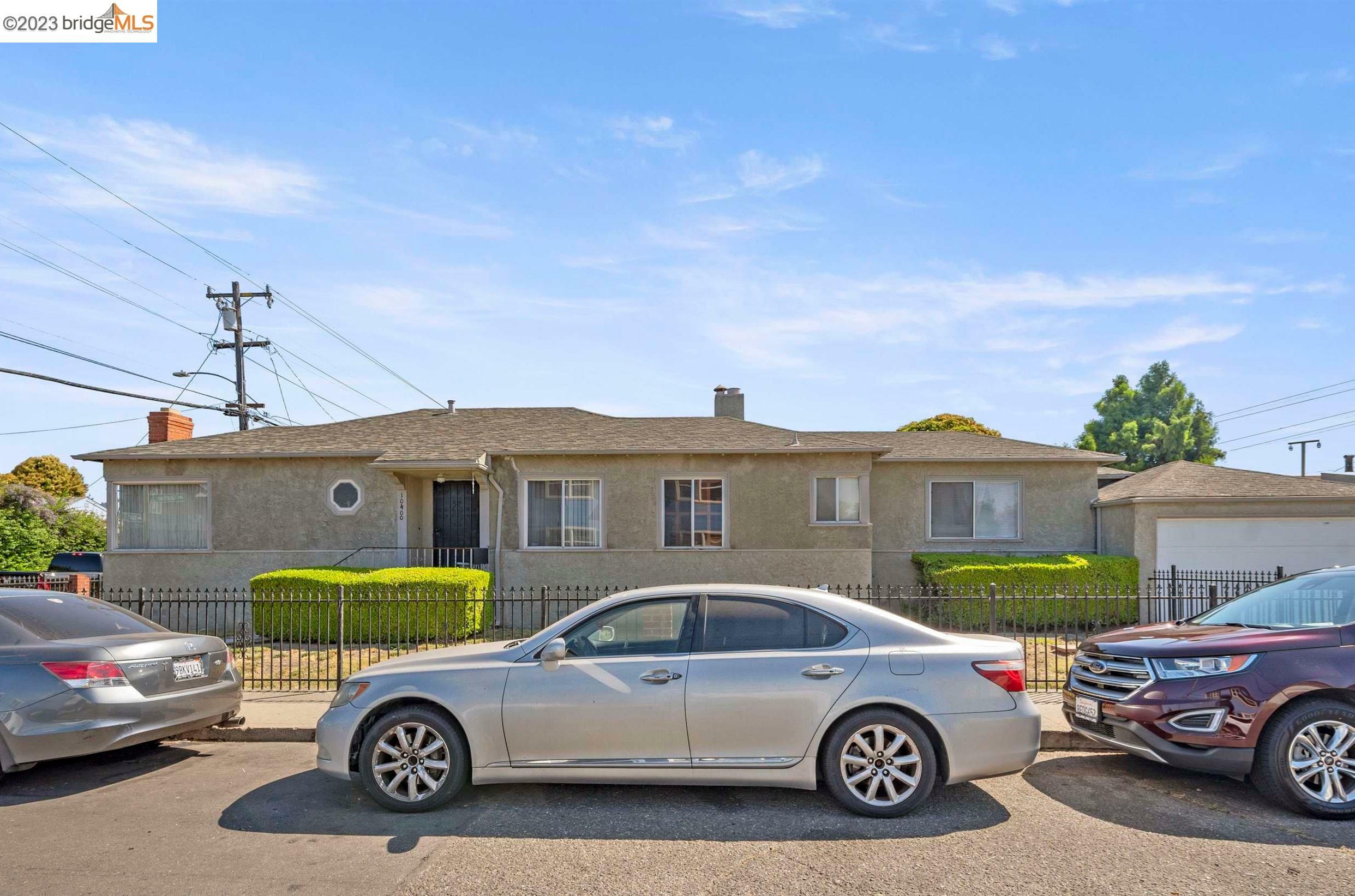 Property Photo:  10400 Graffian St  CA 94603 