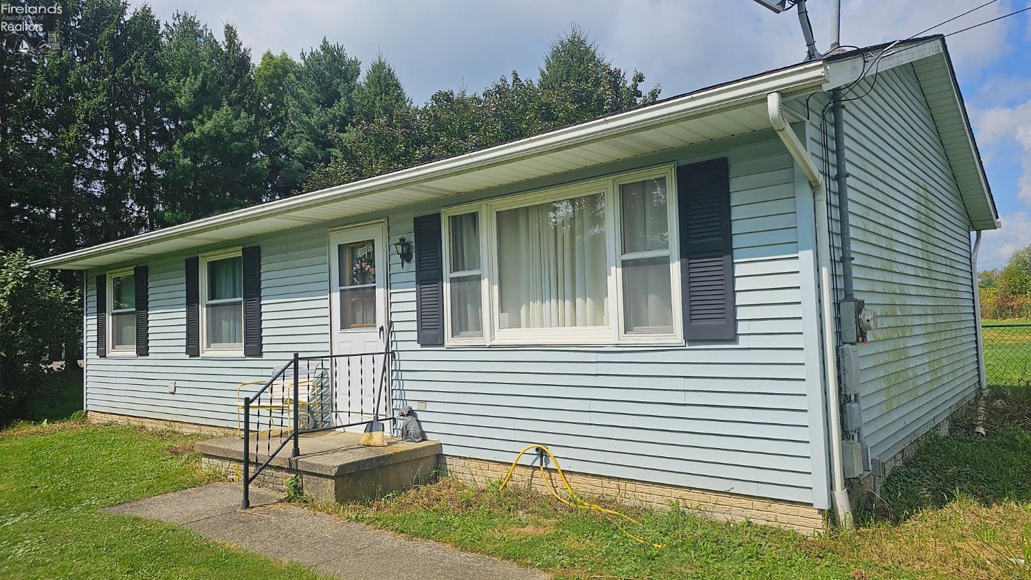 Property Photo: 19038 Pitts Road OH 44090