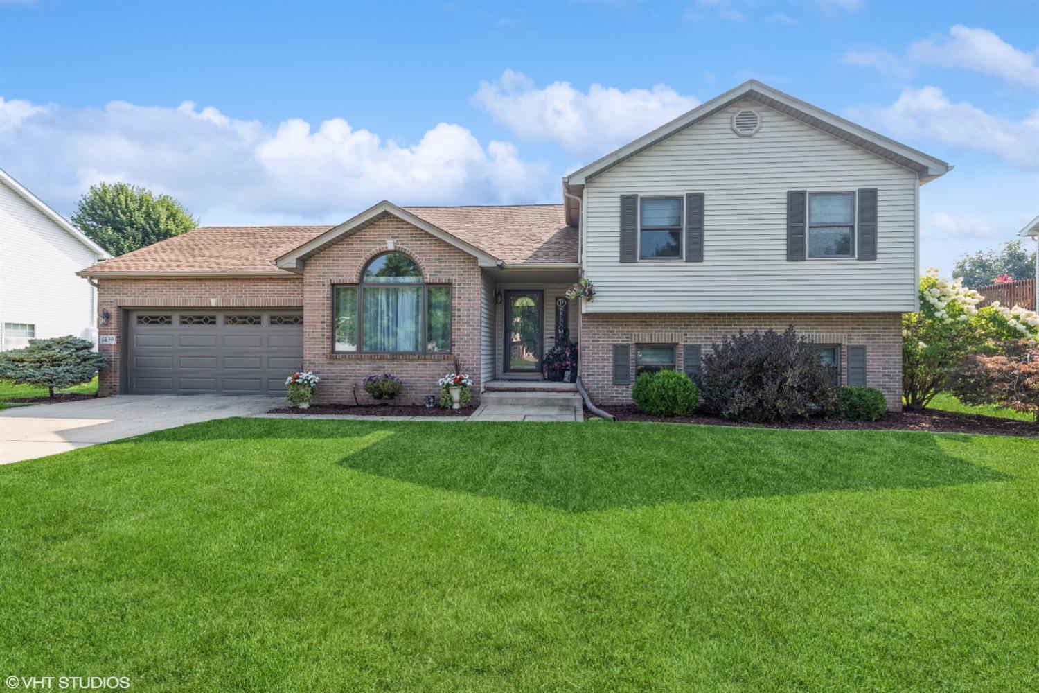 Property Photo: 1439 Duffer Drive IN 46304