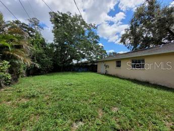 Property Photo:  170 Alpine Court  FL 34208 