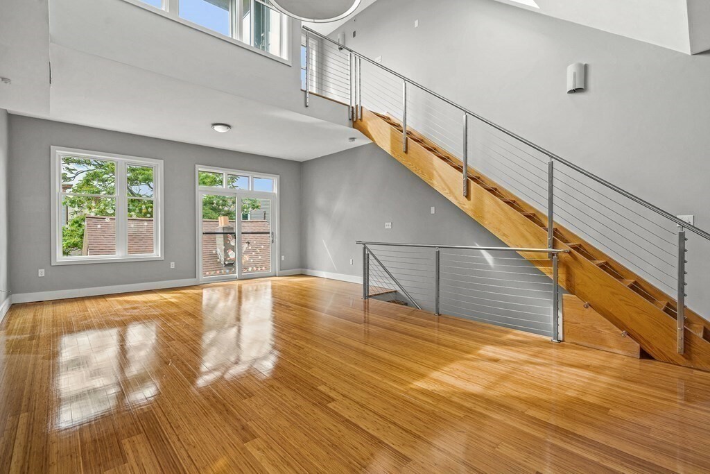 Property Photo:  6-8 Beacon St 4  MA 02143 