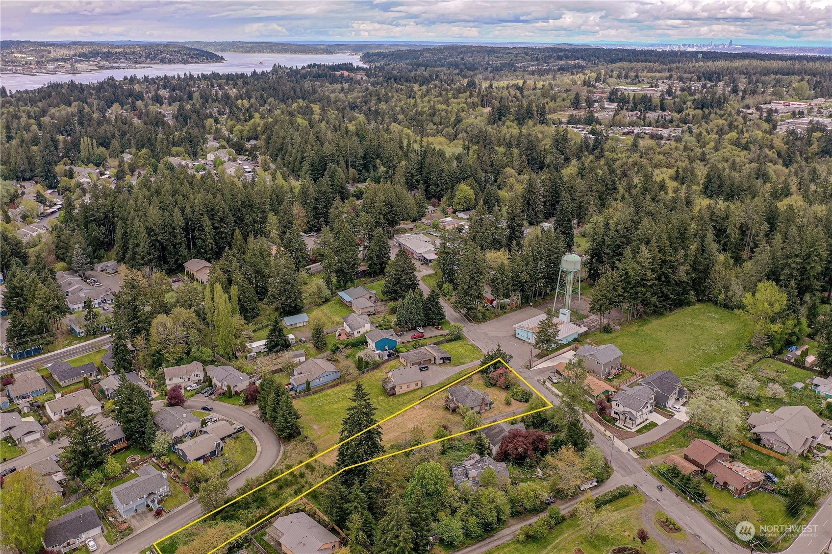 Property Photo:  2114 Sidney Avenue  WA 98366 