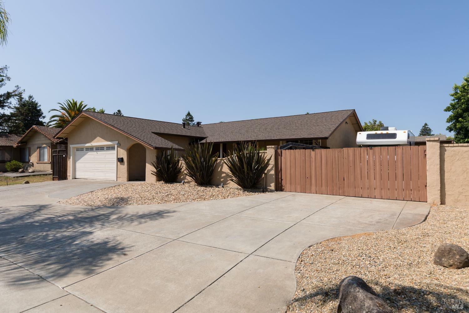 Property Photo:  5469 Country Club Drive  CA 94928 