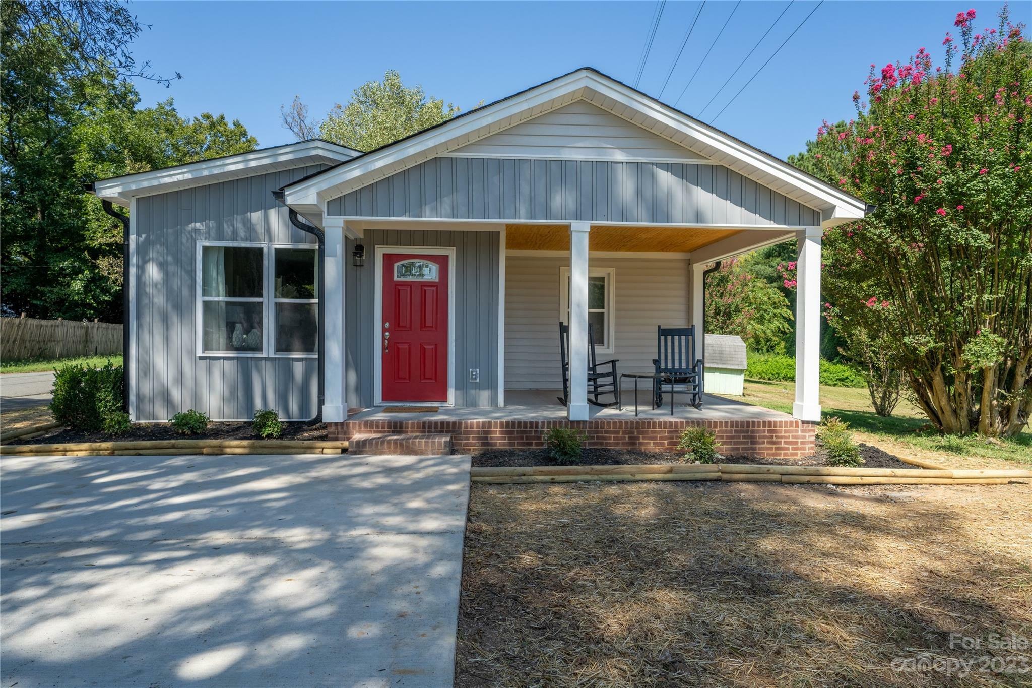 Property Photo: 501 Linwood Avenue NC 28216