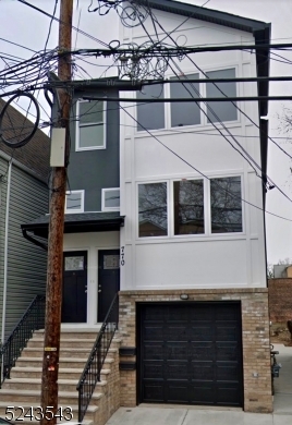 Property Photo:  770 S 17th St  NJ 07103 