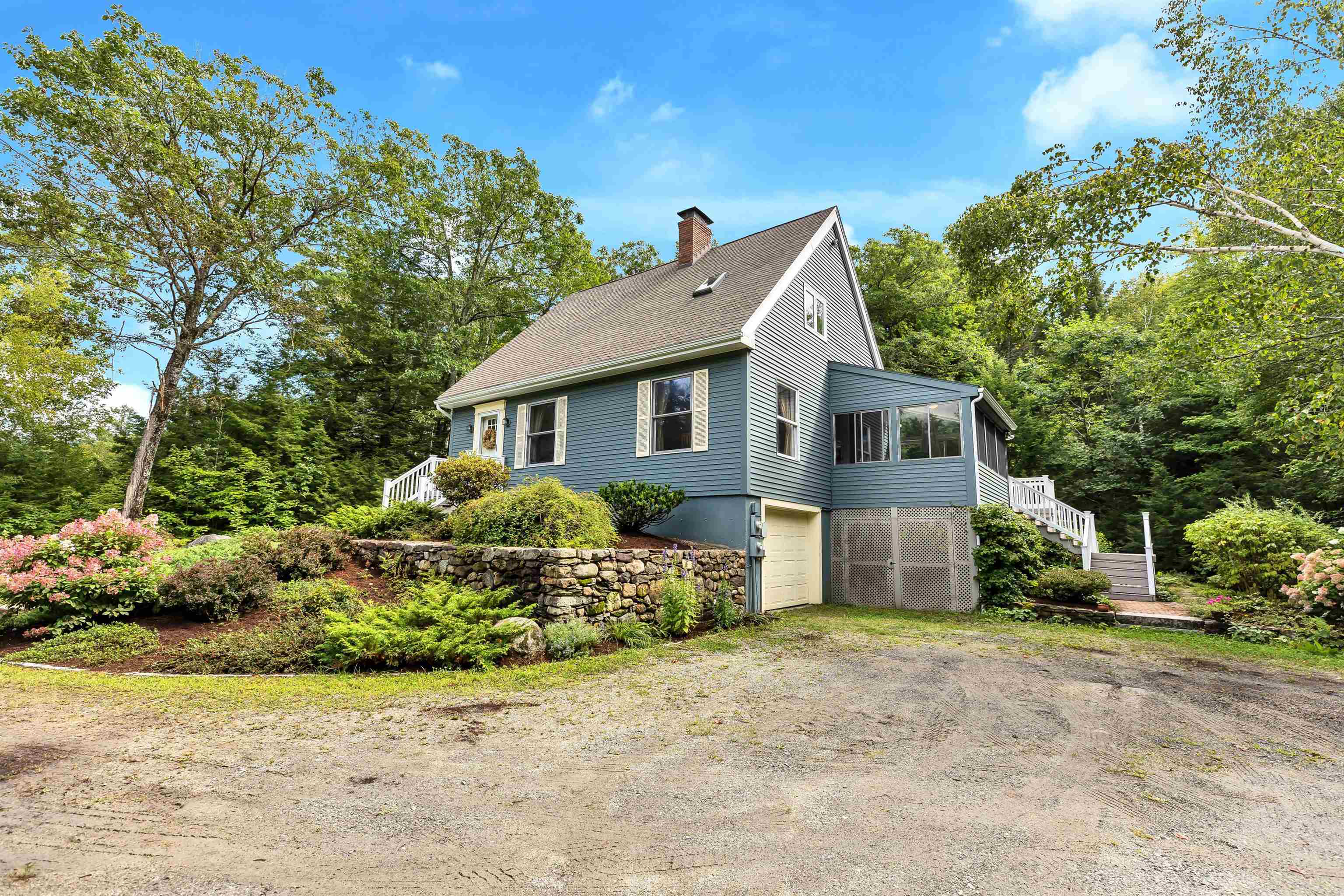 Property Photo:  83 Sunridge Road  NH 03461 