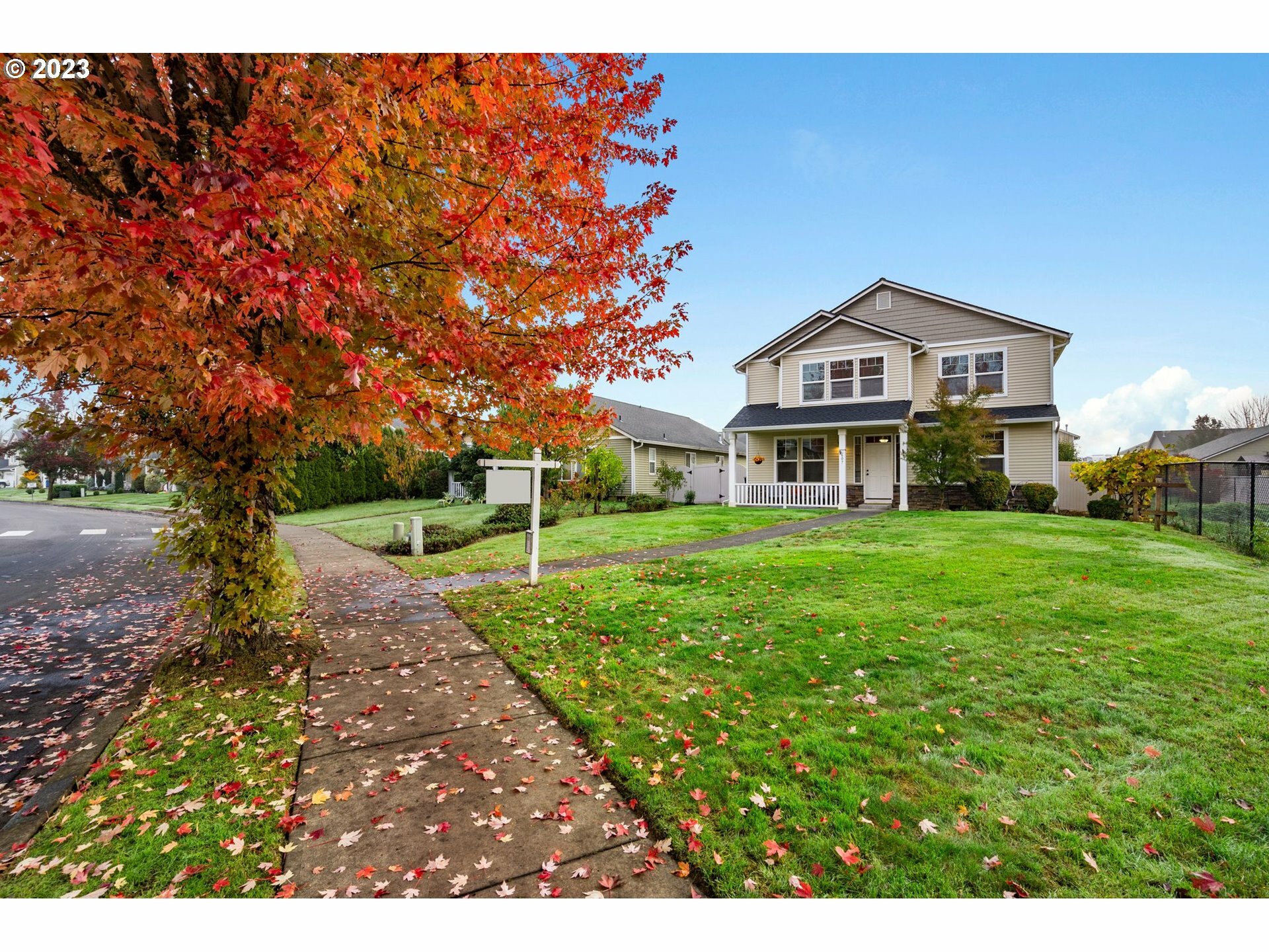 Property Photo: 607 NW 25th Ave WA 98604