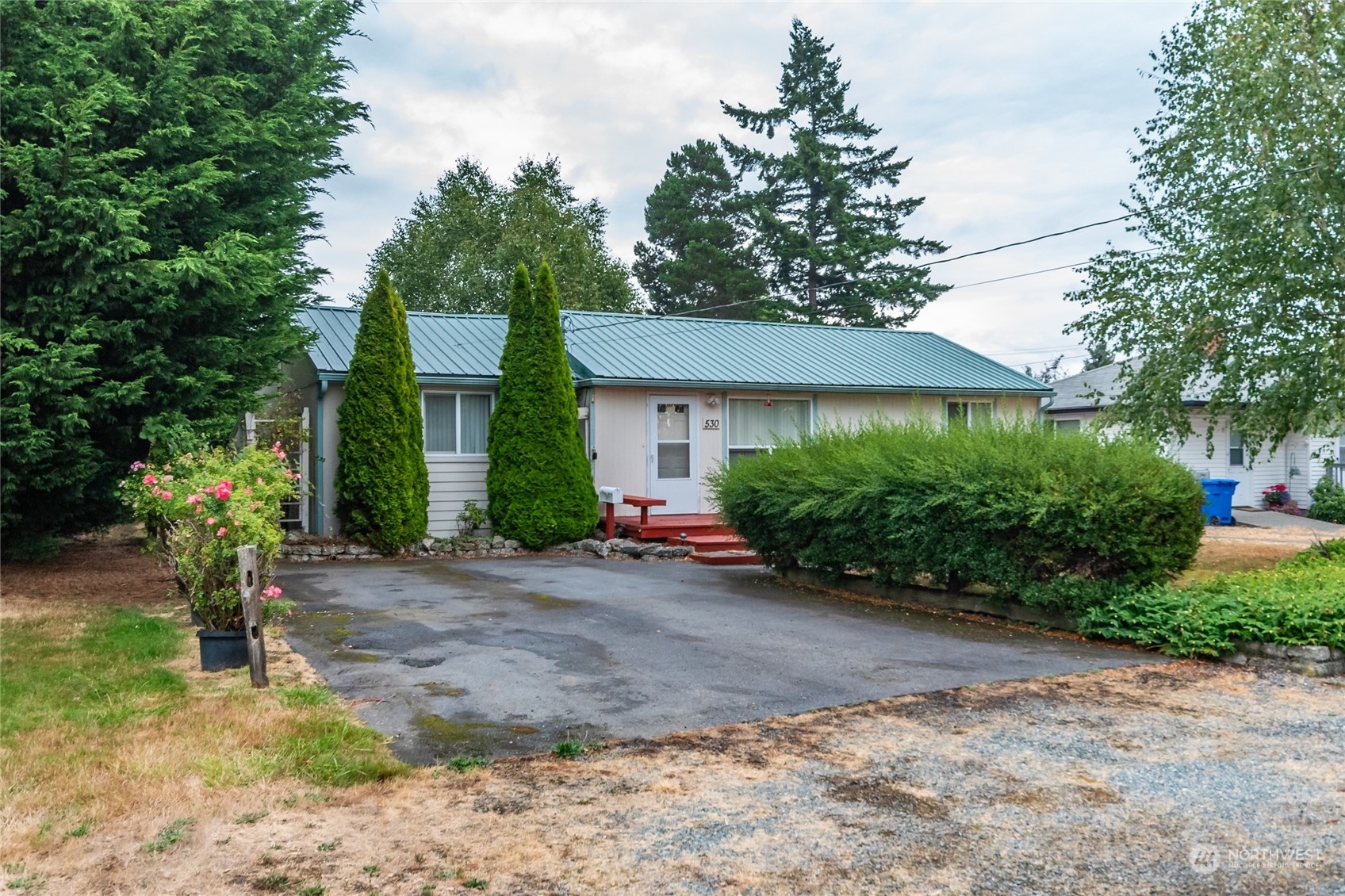 Property Photo:  530 SE Jerome Street  WA 98277 