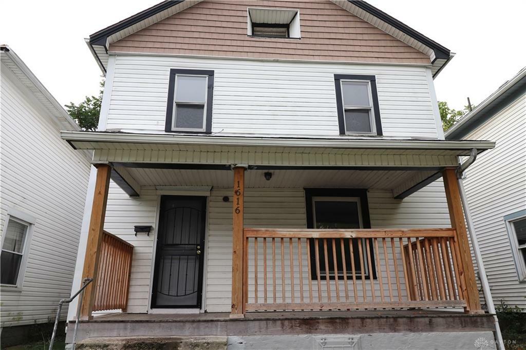 Property Photo: 1616 Oakridge Drive OH 45417