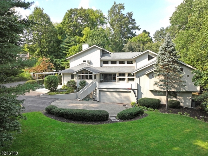Property Photo: 121 Woodcliff Ave NJ 07677