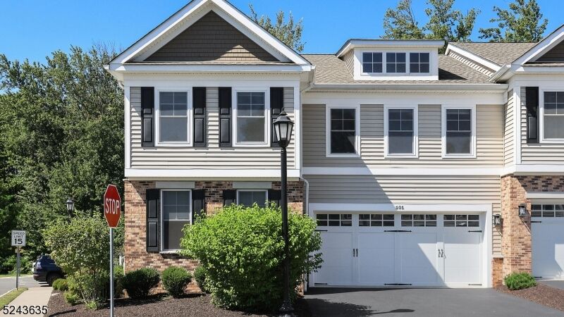 Property Photo:  101 Echo Ridge Way  NJ 07092 