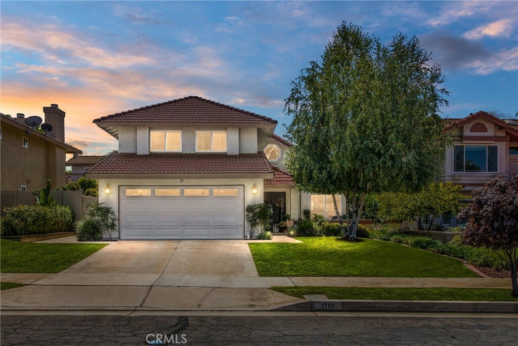 Property Photo: 1710 Sunnypark CA 92374