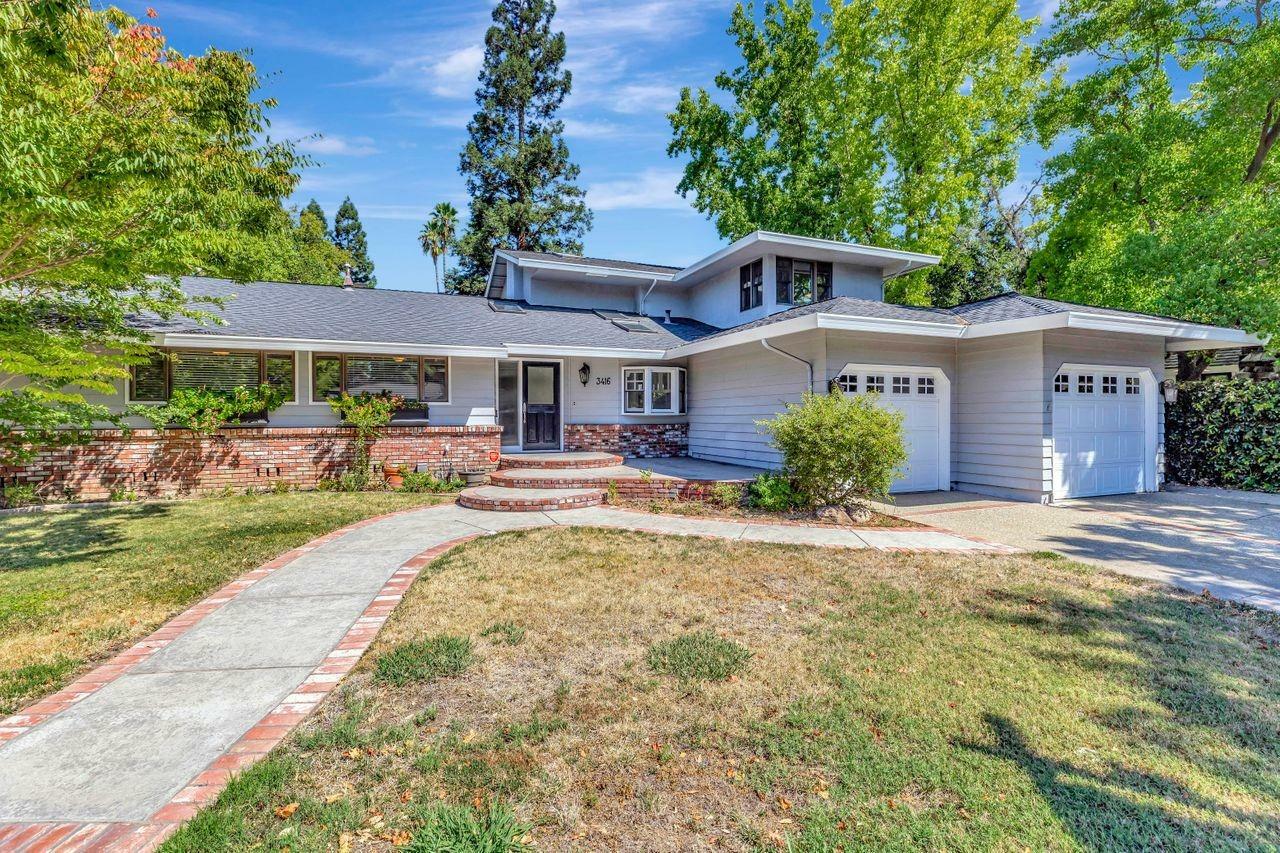 Property Photo: 3416 Harger Court CA 95821