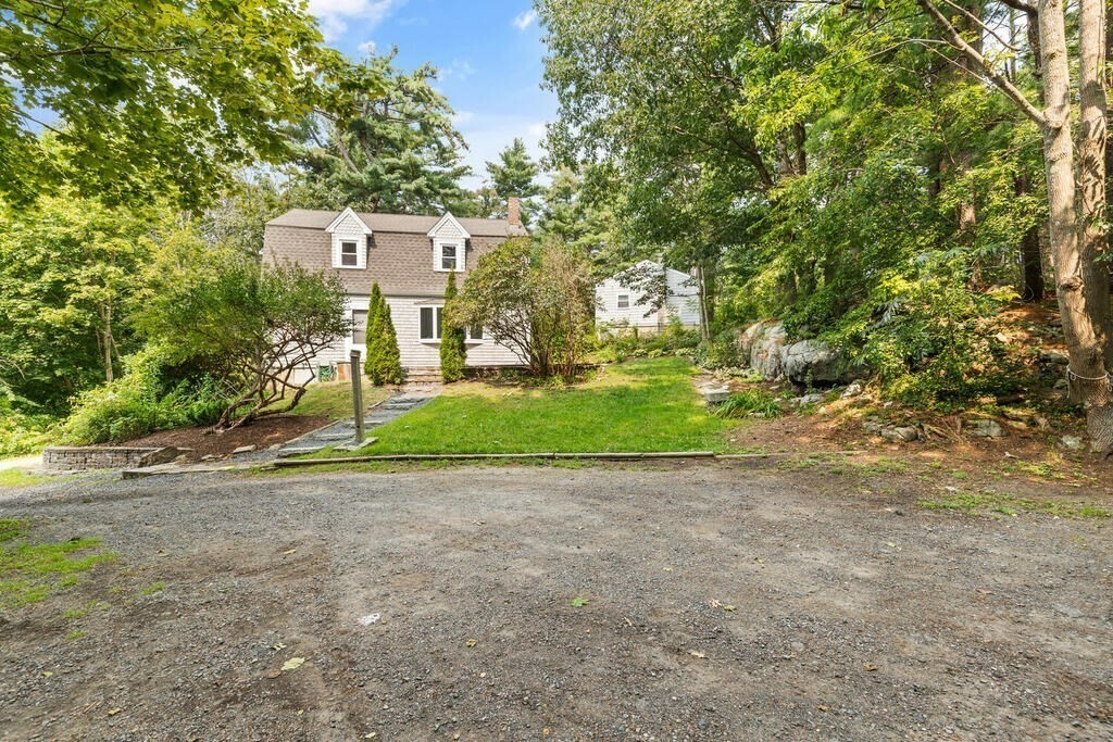 Property Photo:  6 Pine Crest Ave A  MA 01930 