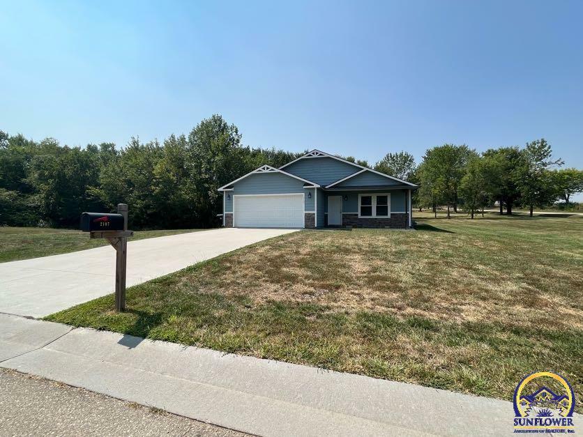 2107 SE Shiloh Ridge Ln  Tecumseh KS 66542 photo