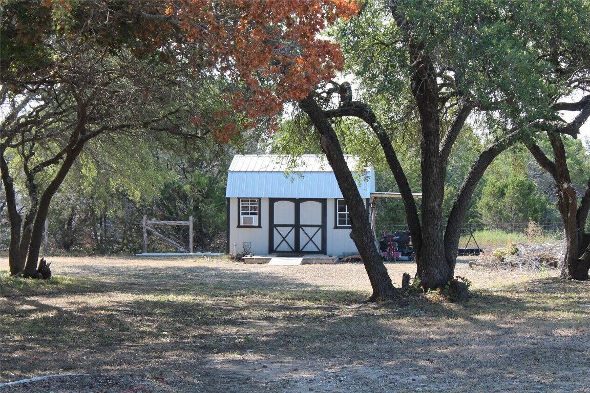 Property Photo: 216 Ruby Drive TX 78633