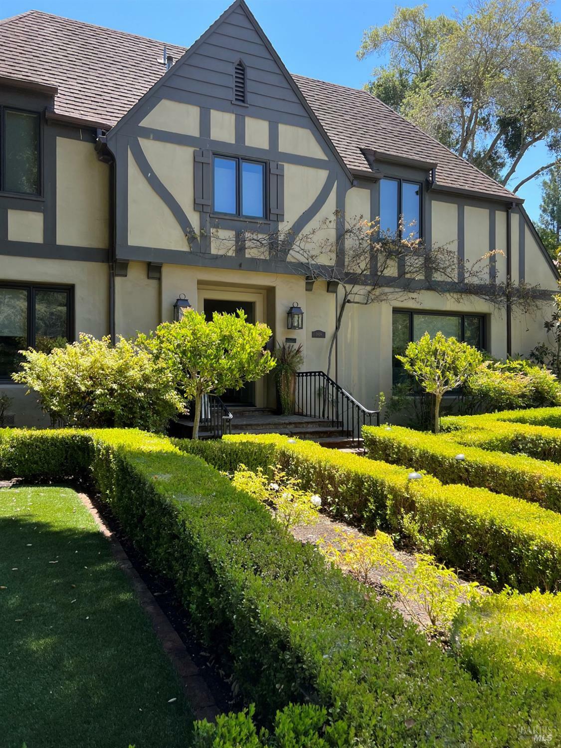 Property Photo: 1818 Morley Way CA 95404