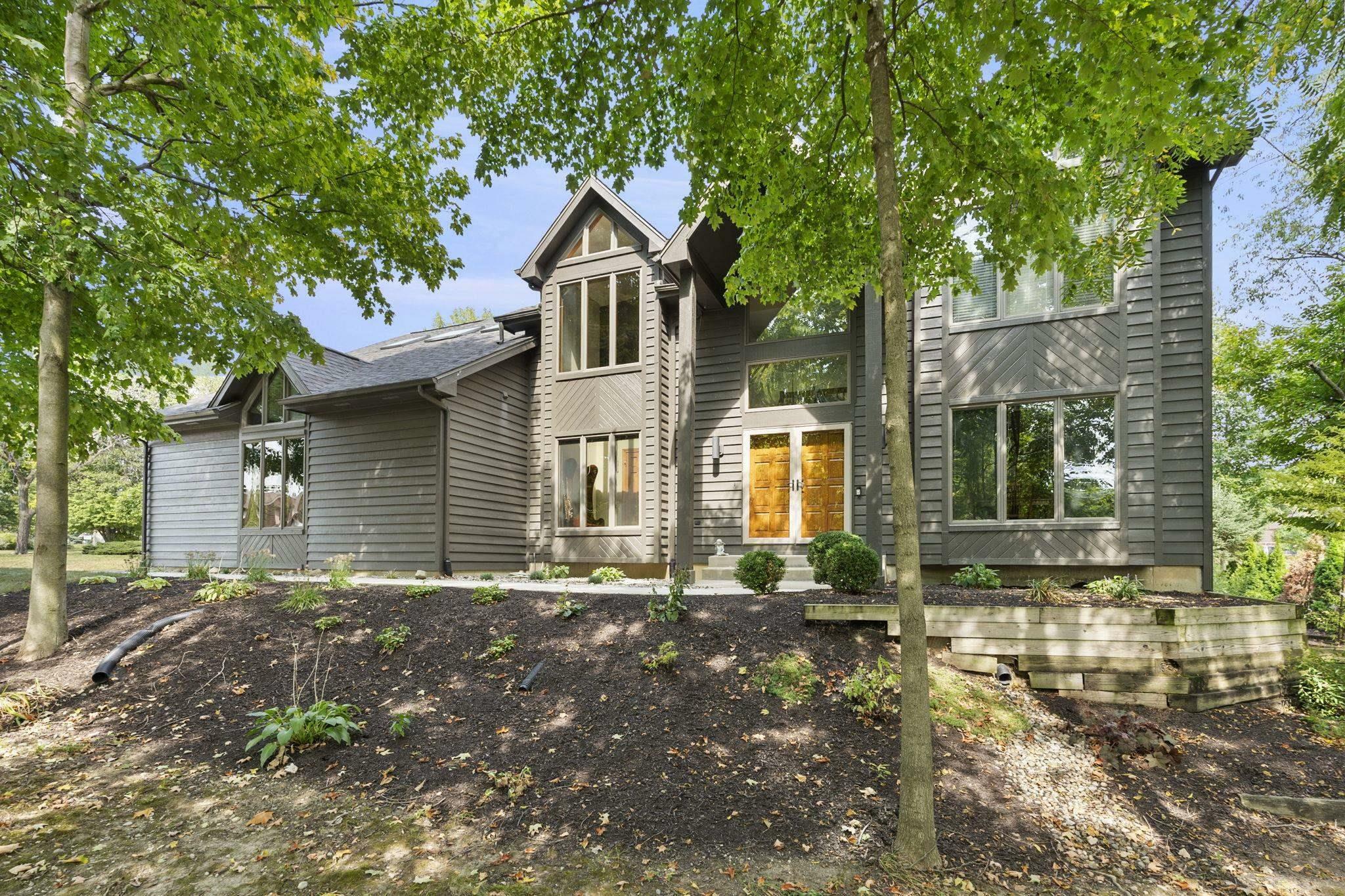Property Photo: 8220 Riveroak Drive IN 46825-7116