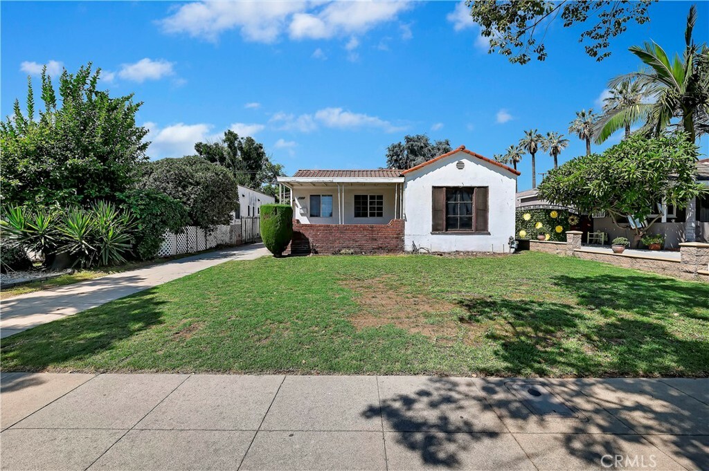 Property Photo: 1109 S Chapel Avenue CA 91801