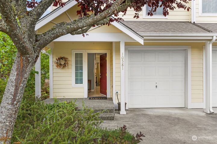 Property Photo:  10581 NE Kingston Meadows Circle 31-3  WA 98346 