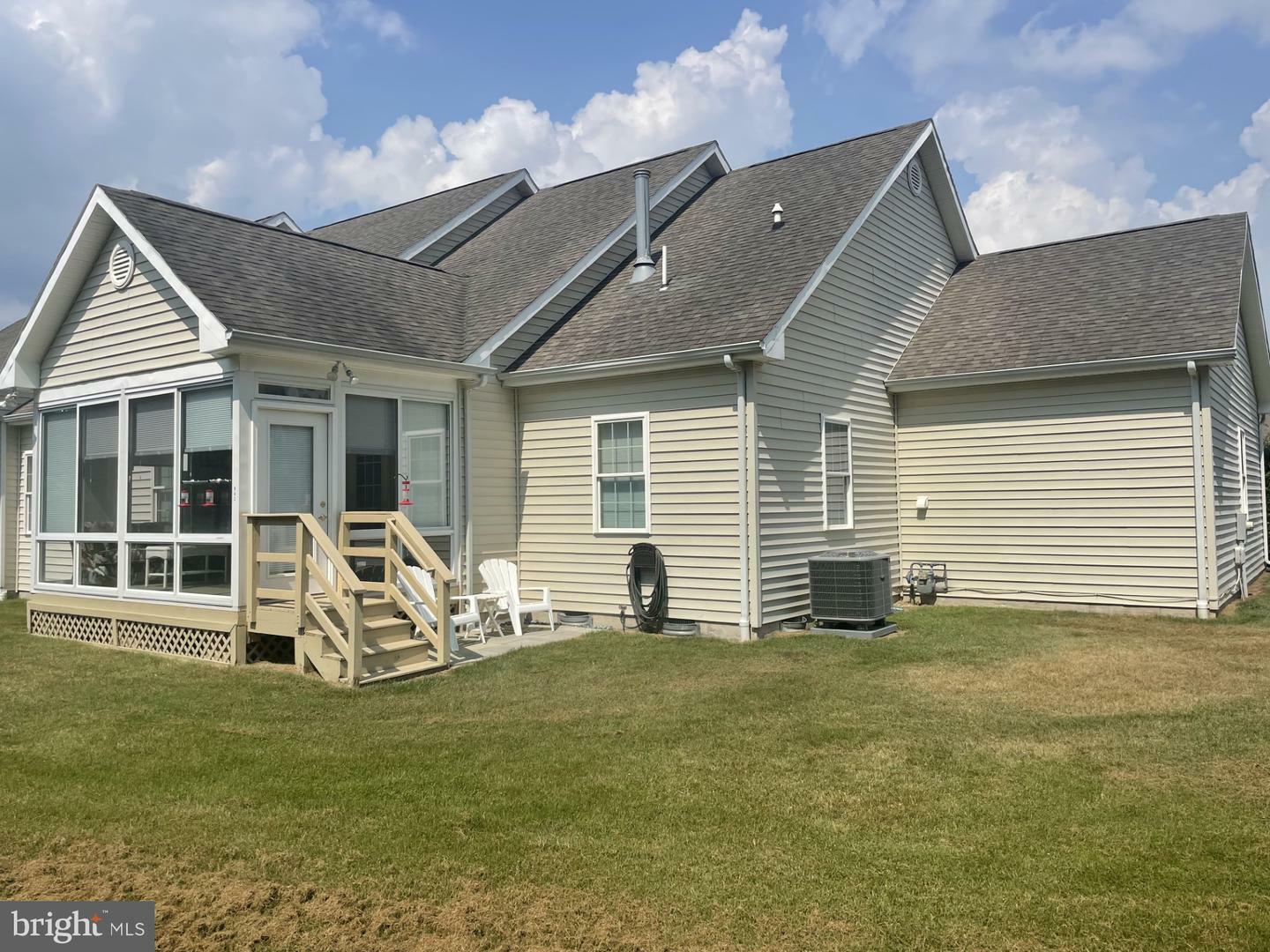 Property Photo: 943 Winding Way MD 21804