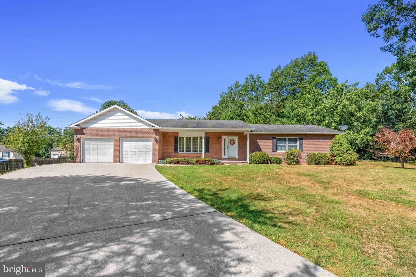 Property Photo:  150 Hickory Court  WV 26726 