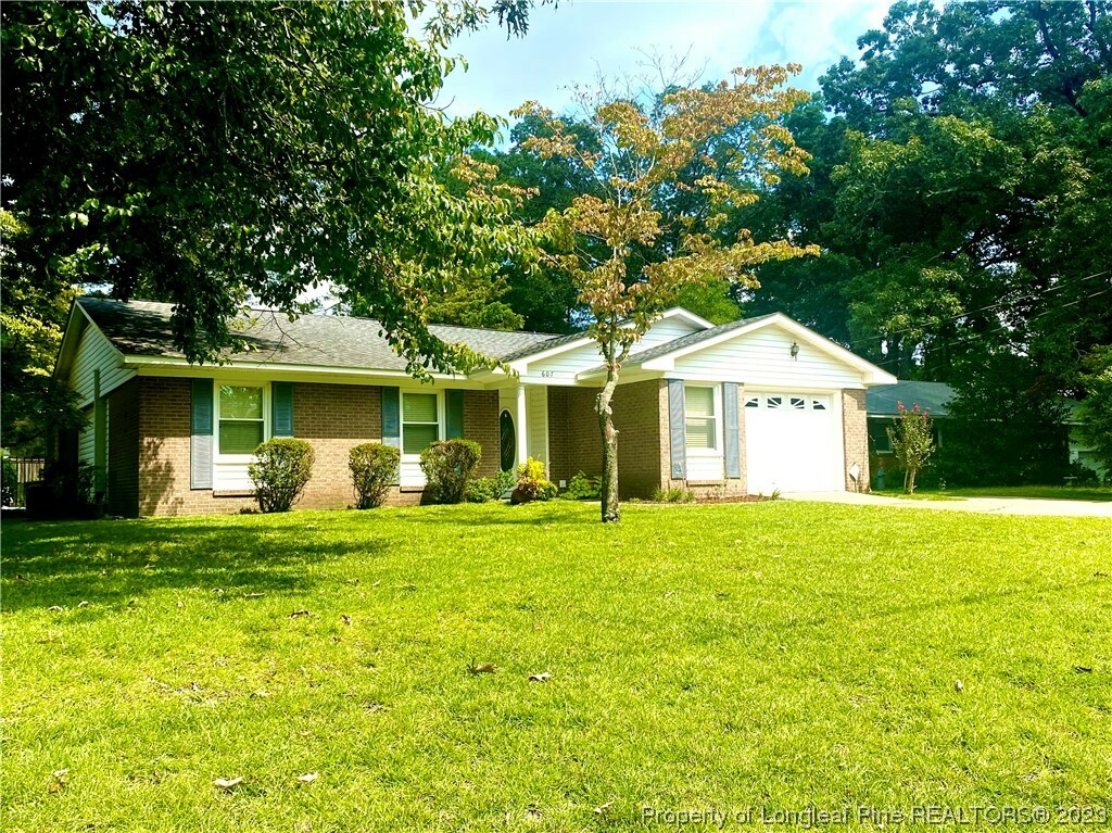 Property Photo: 607 Melba Street NC 28301