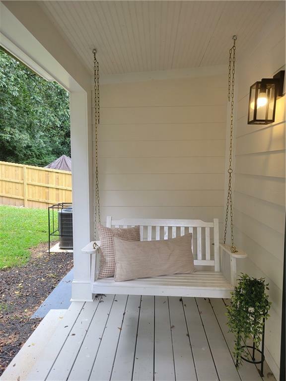Property Photo: 2019 North Avenue NW GA 30318