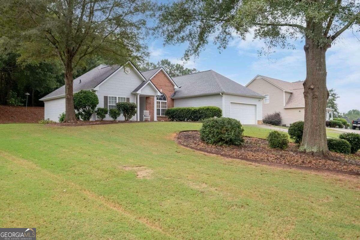 Property Photo:  1302 Baylor Drive  GA 30620 