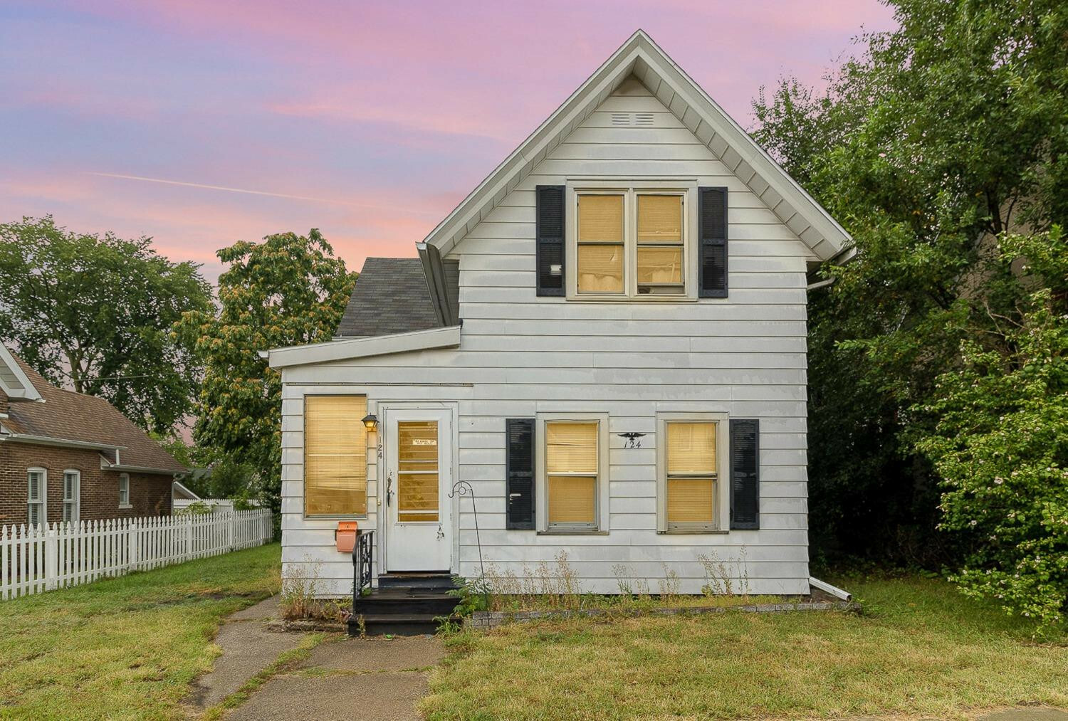 Property Photo:  124 E William Street  IN 46360 