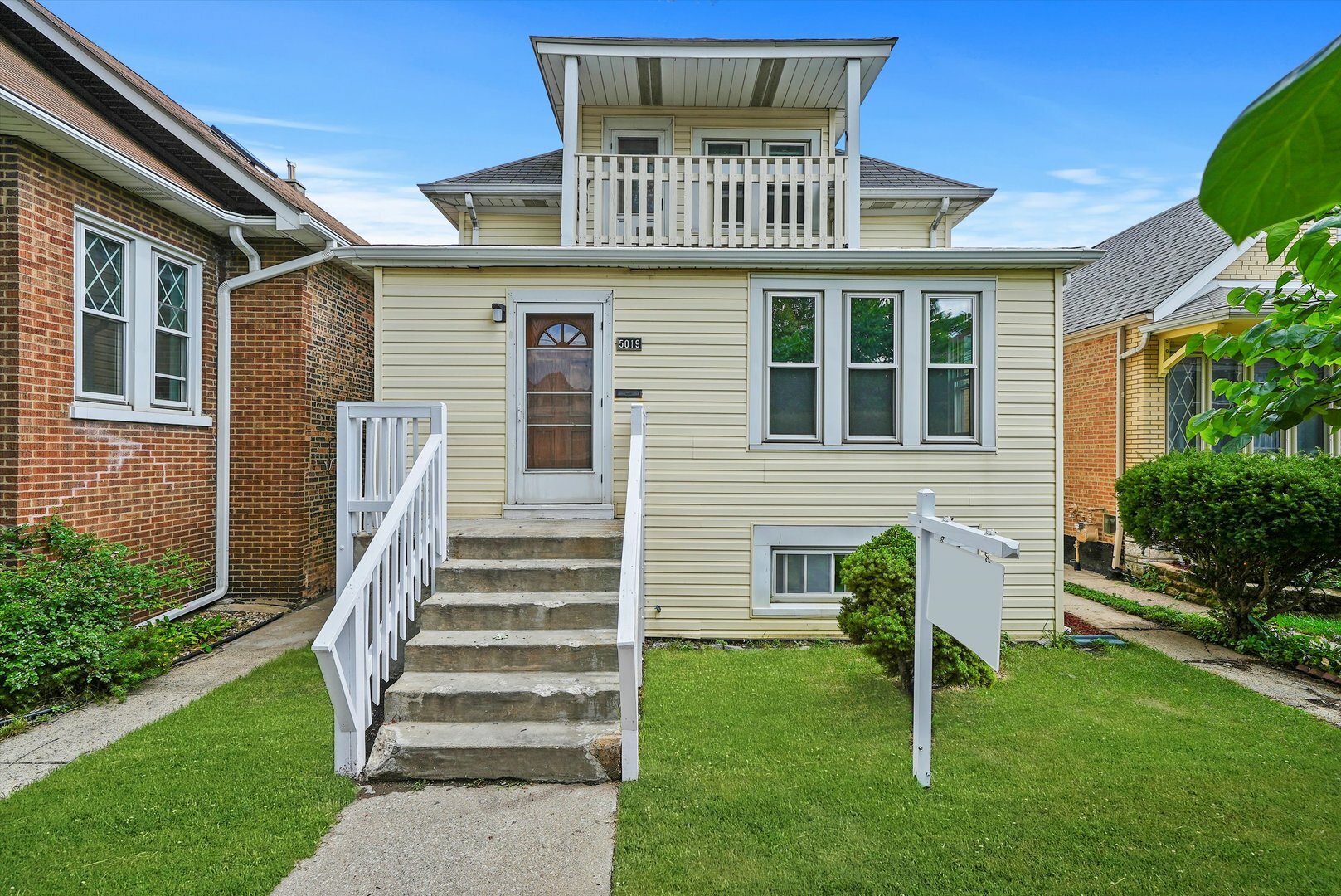 Property Photo:  5019 S Kolin Avenue  IL 60632 