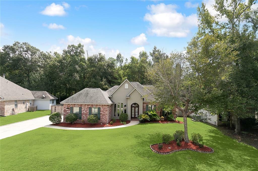 Property Photo: 481 Greenfield Drive LA 70448
